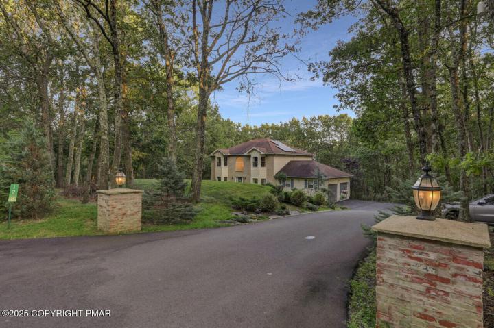 Photo of 128 Wilson Court, Saylorsburg PA