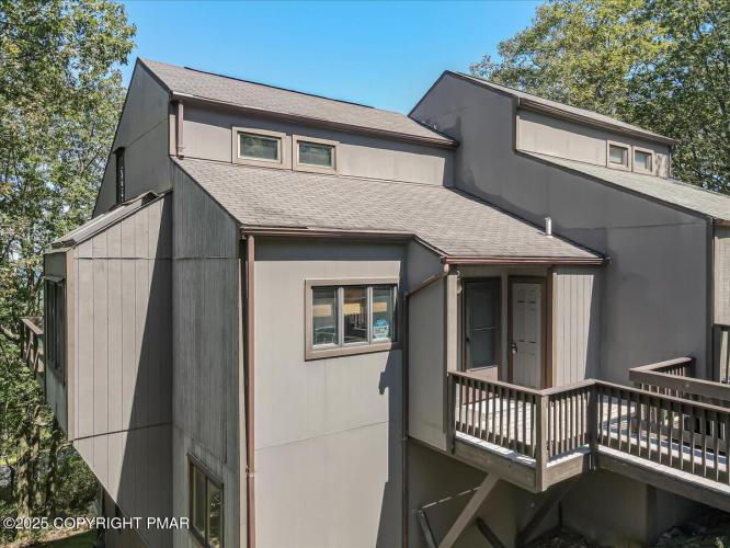 Photo of 262 Overlook Way