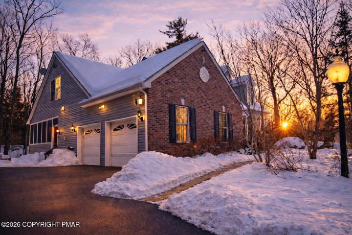 Photo of 364 Joanne Court, Bartonsville PA