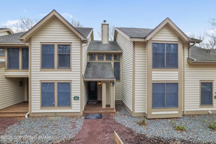 Photo of 426 Oak Court, Tannersville PA