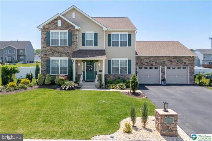 Photo of 1043 Lisa Lane, Easton PA