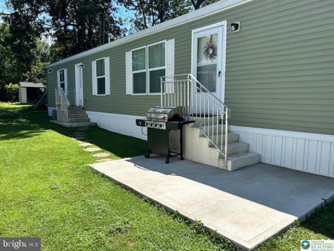 Photo of 8220 Airport Road Trlr17, Northampton PA