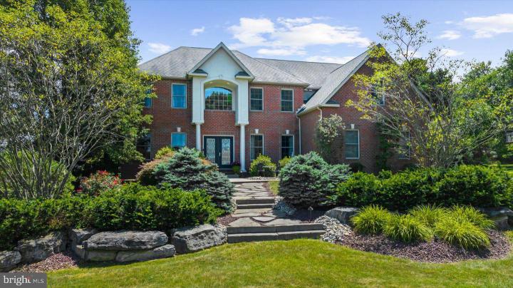 Photo of 221 Sonny Drive, Wind Gap PA