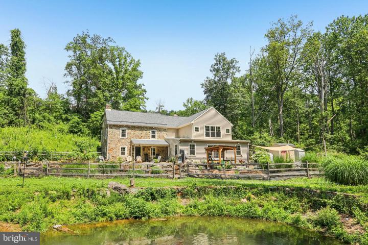 Photo of 450 Buttermilk Road, Easton PA