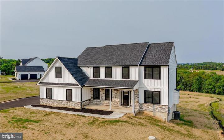 Photo of 883 Emerald Valley Lane, Bangor PA