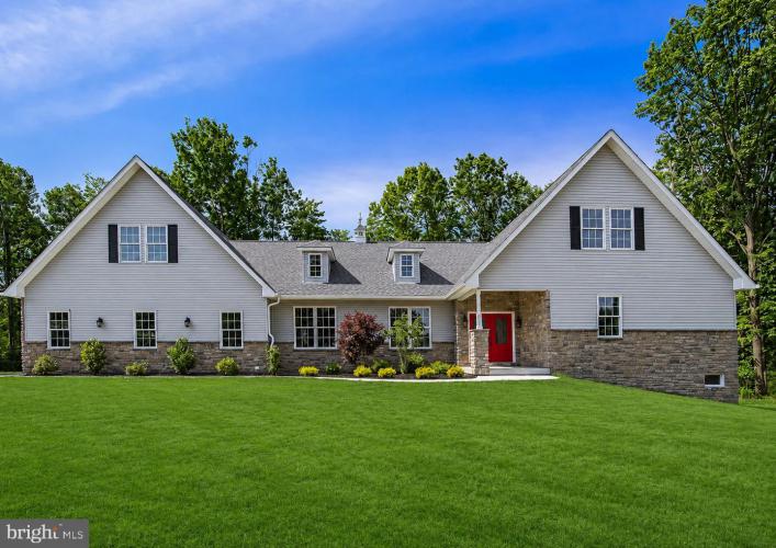 Photo of 2640 Eagle Lane, Hellertown PA
