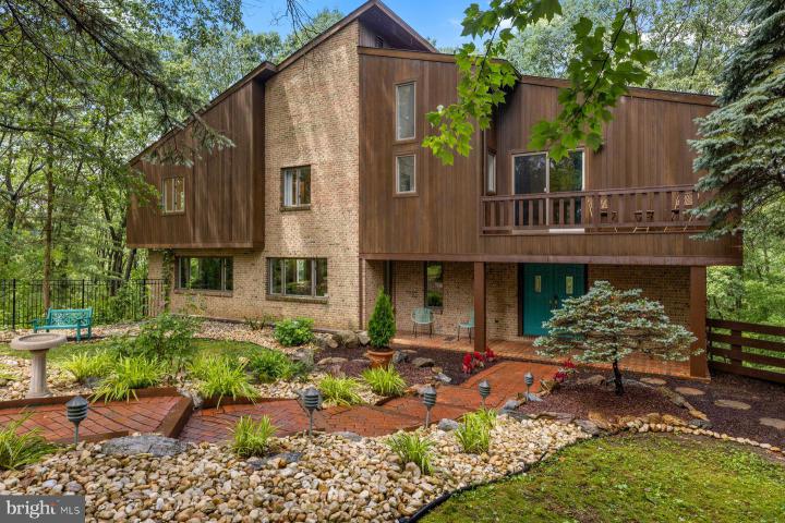 Photo of 3385 Woodbridge Circle, Bethlehem PA