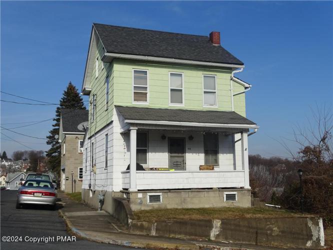 745 Pennsylvania Avenue, Bangor PA 18013 for sale by EveryHome Realtors