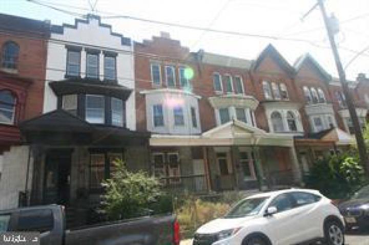 Photo of 1502 W Tioga Street, Philadelphia PA