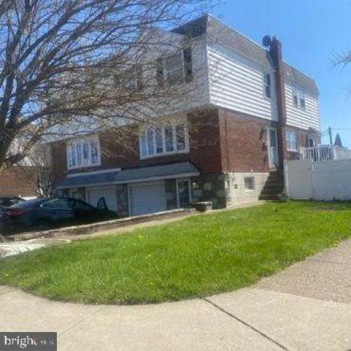 2100 Berwyn Street, Philadelphia PA 19115 for sale by EveryHome Realtors