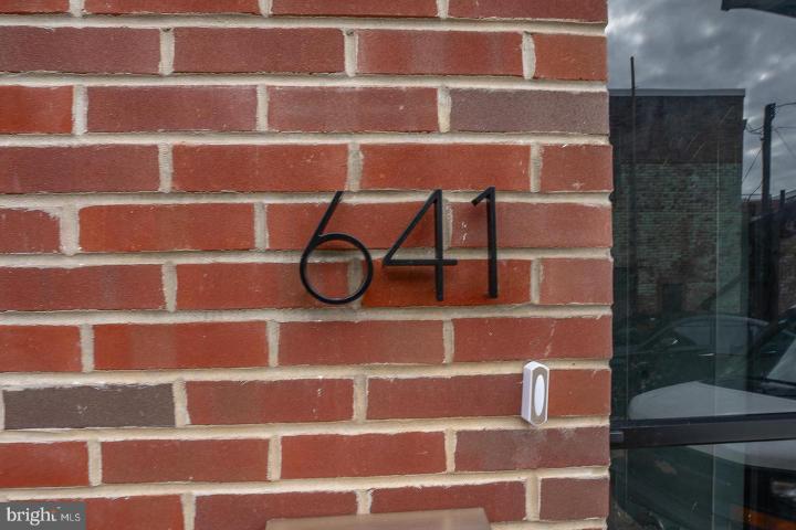 Photo of 641 Tree Street, Philadelphia PA
