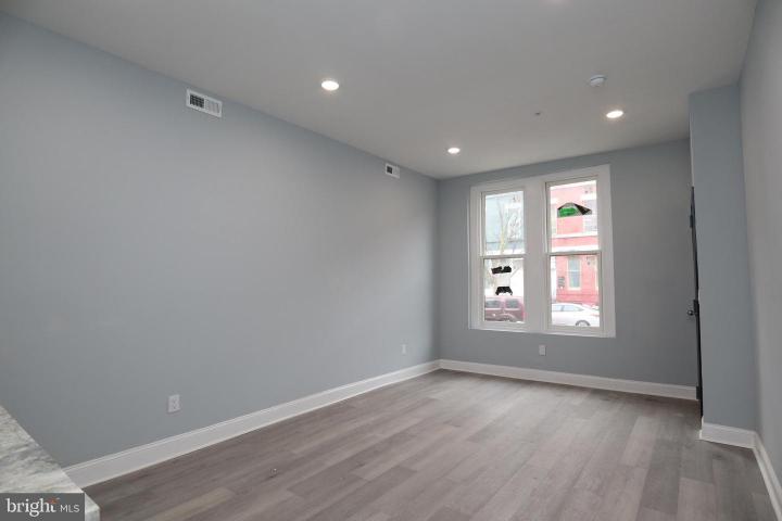 Photo of 1912 W Diamond Street, Philadelphia PA