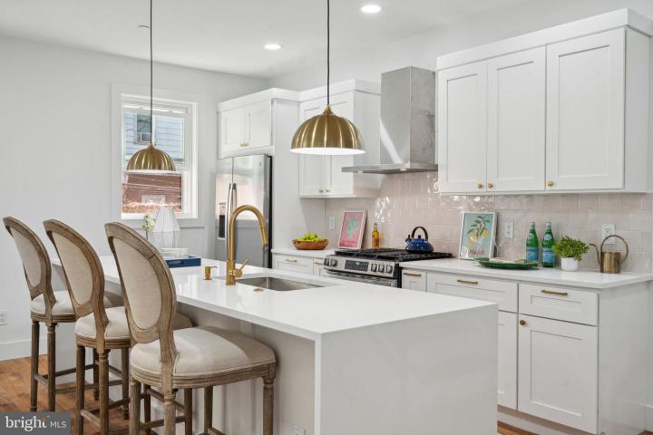 Photo of 42 Good Street, Philadelphia PA