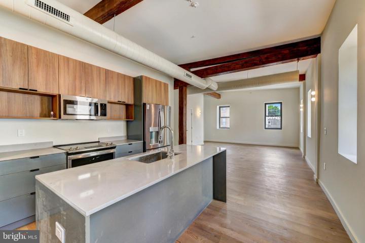 Photo of 619 N 35th Street, Philadelphia PA
