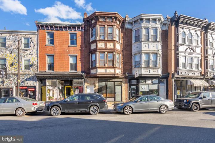Photo of 709 E Passyunk Avenue