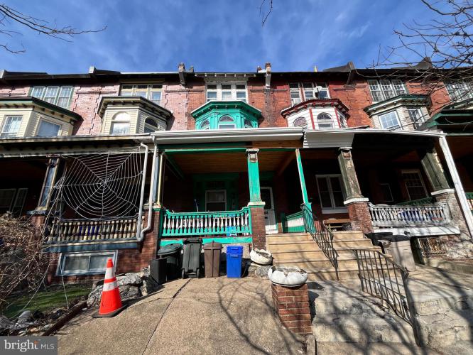 Photo of 4525 Sansom Street, Philadelphia PA