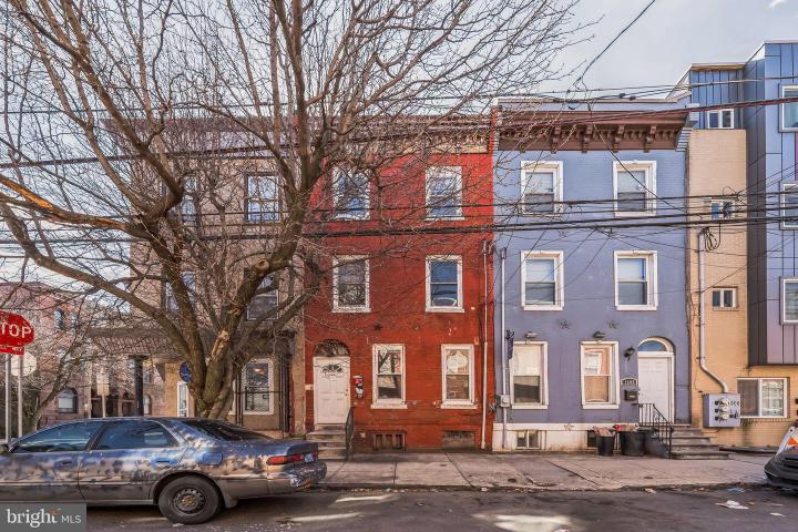 Photo of 1802 W Montgomery Avenue, Philadelphia PA