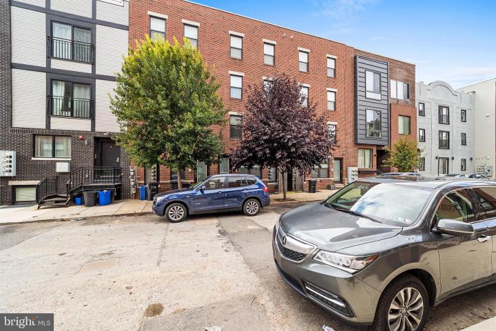 Photo of 970 N Marshall Street 4, Philadelphia PA