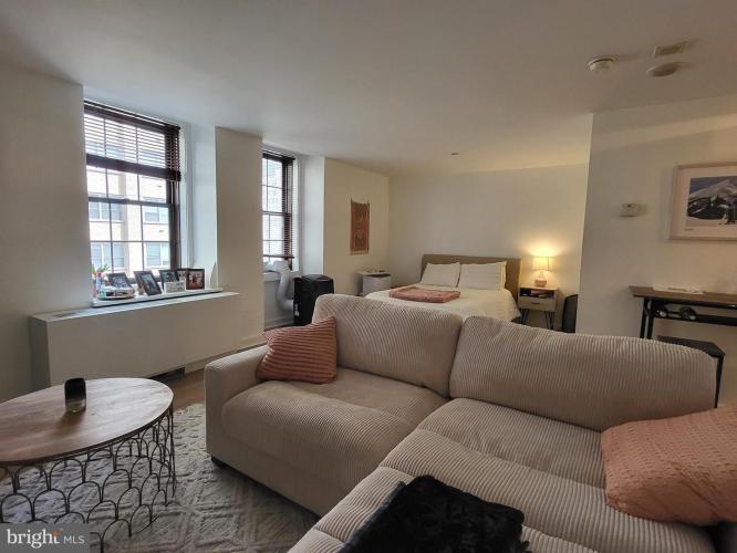 Photo of 219 S 18th Street 703, Philadelphia PA