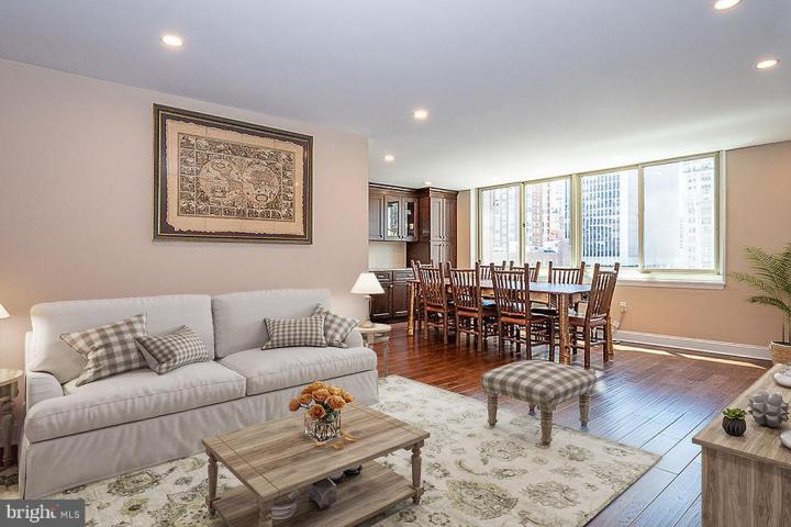 Photo of 1919 Chestnut Street 807, Philadelphia PA