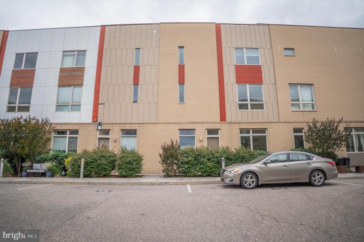 Photo of 740 S Chris Columbus Boulevard 15, Philadelphia PA