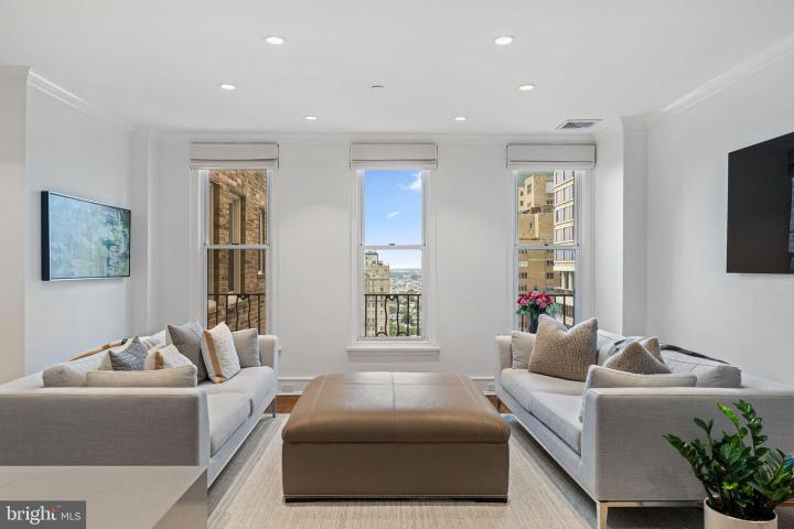 Photo of 1901 Walnut Street 20e, Philadelphia PA