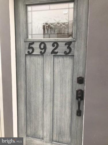 Photo of 5923 N Broad Street, Philadelphia PA