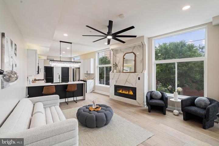 Photo of 246 Montrose Street