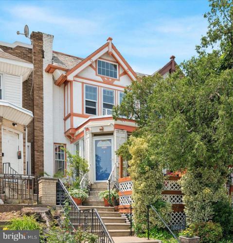 Photo of 5642 N 10th Street, Philadelphia PA