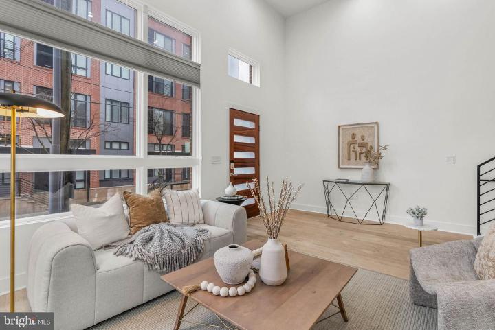 Photo of 237 N 23rd Street 1