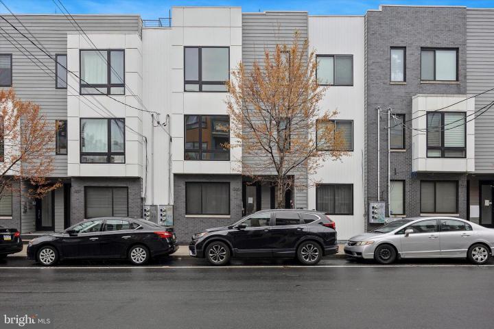 Photo of 1227 N 5th Street 2, Philadelphia PA