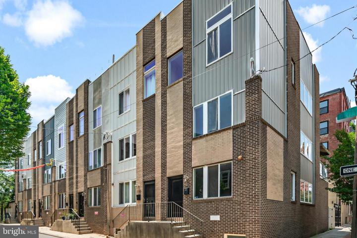 Photo of 1146 N Orianna Street, Philadelphia PA