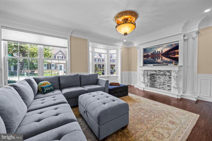 Photo of 2124 W Reserve Drive