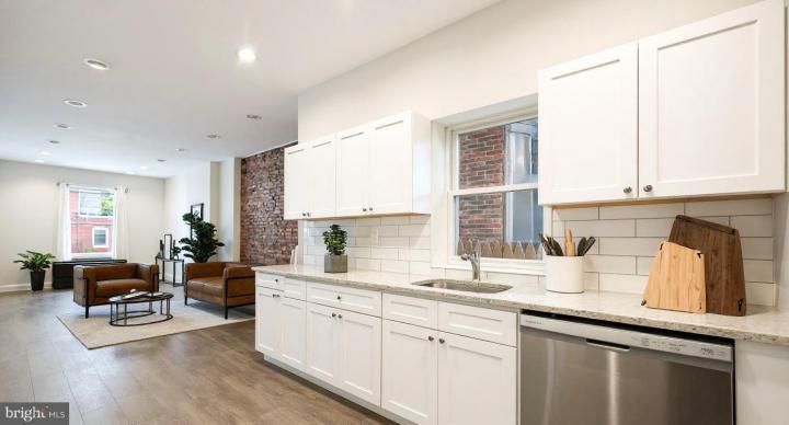 Photo of 2835 W Montgomery Avenue, Philadelphia PA