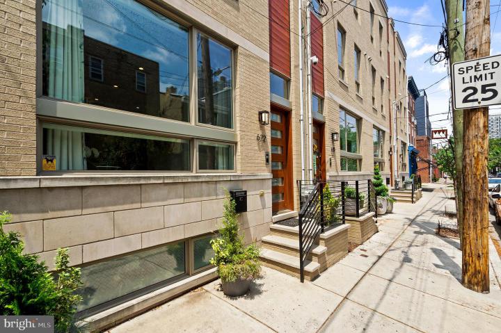 Photo of 622 S 7th Street