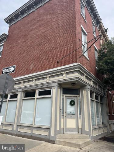 Photo of 610 N 16th Street, Philadelphia PA