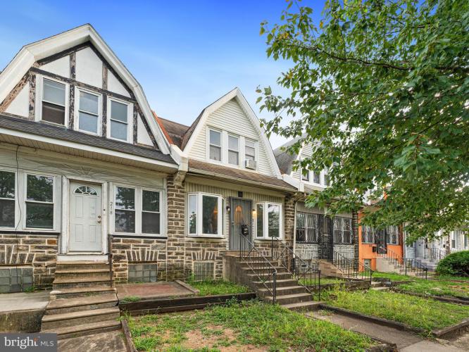 Photo of 216 E Roosevelt Boulevard, Philadelphia PA