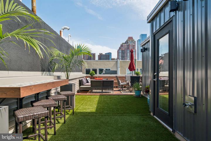 Photo of 1418 Pemberton Street, Philadelphia PA