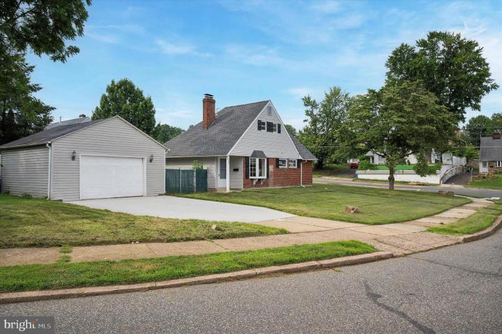 Photo of 727 Sherrie Road, Philadelphia PA