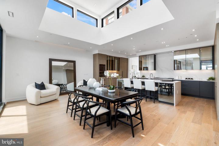 Photo of 124 N 2nd Street Ph