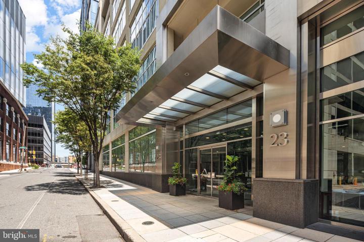 Photo of 23 S 23rd Street 2l, Philadelphia PA