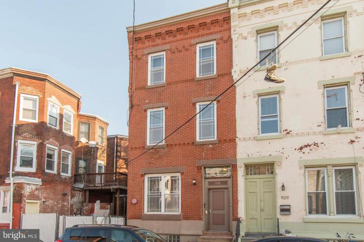 Photo of 931 N 19th Street, Philadelphia PA
