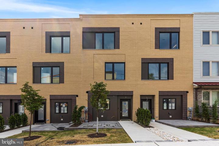 Photo of 261 Delmar Street, Philadelphia PA