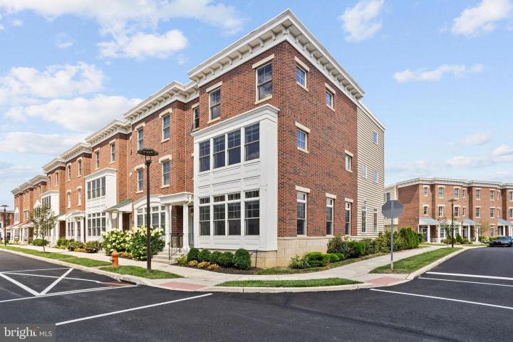 Photo of 3315 Messina Way