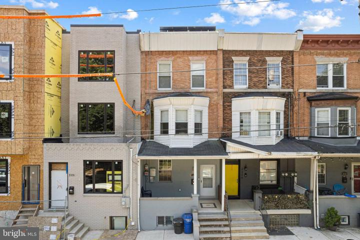 Photo of 2328 Reed Street, Philadelphia PA