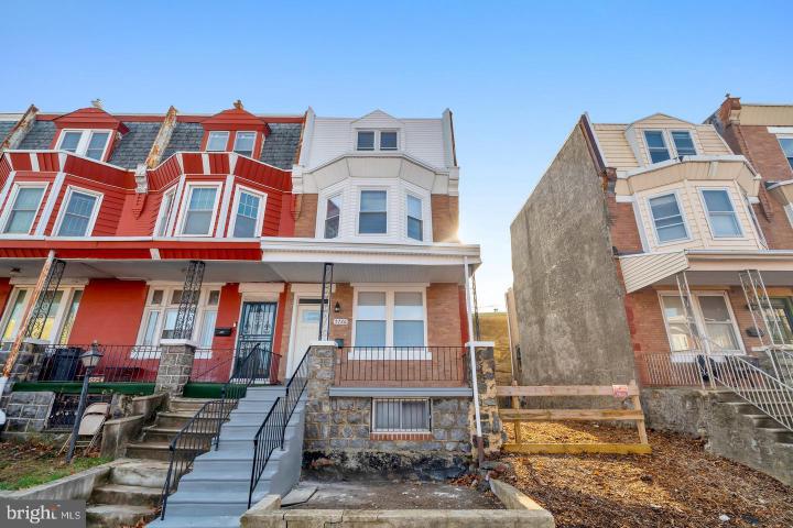 Photo of 5726 Walnut Street, Philadelphia PA