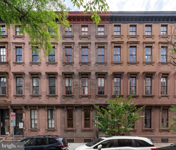 Photo of 1524 Pine Street 3, Philadelphia PA