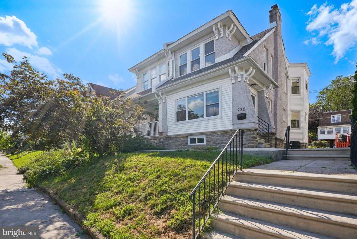 Photo of 935 E Rittenhouse Street, Philadelphia PA
