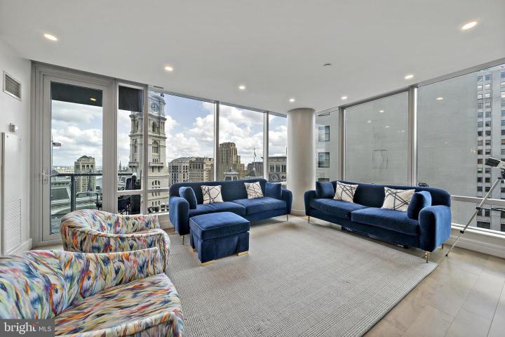 Photo of 1414 S Penn Square 22b