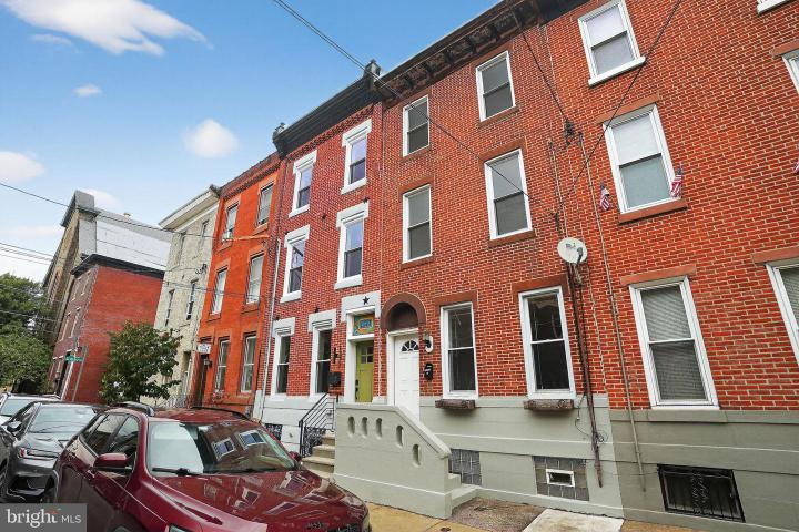 Photo of 1325 E Susquehanna Avenue, Philadelphia PA